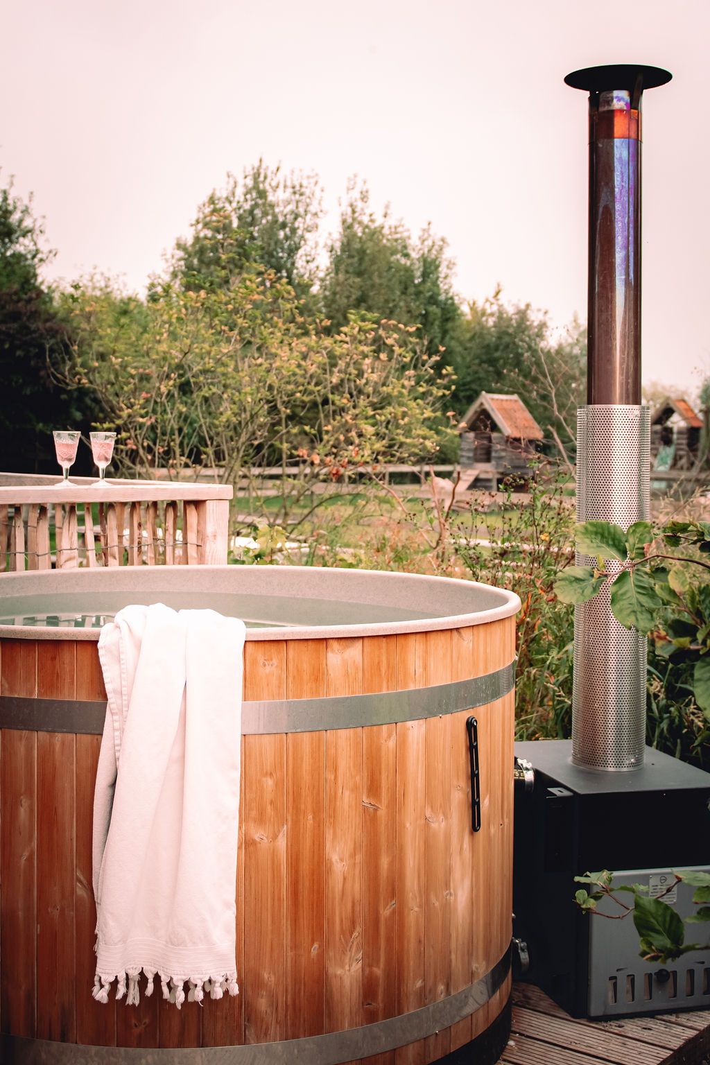 Knus natuurhuisje met hottub voor twee personen Smuk Friesland